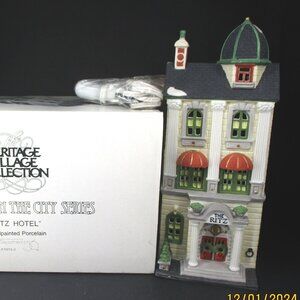 Dept 56 Christmas In The City Ritz Hotel W/ Box & Lighting Element 1989